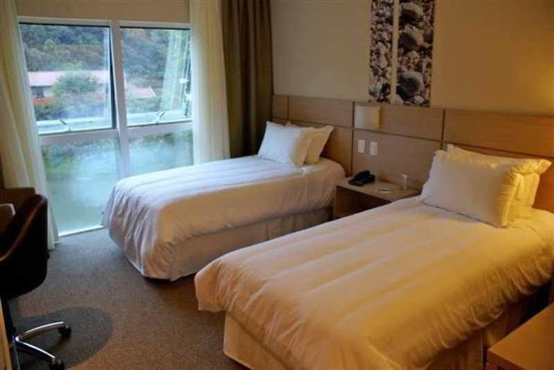 Kayros Business Hotel Jaragua do Sul Bagian luar foto
